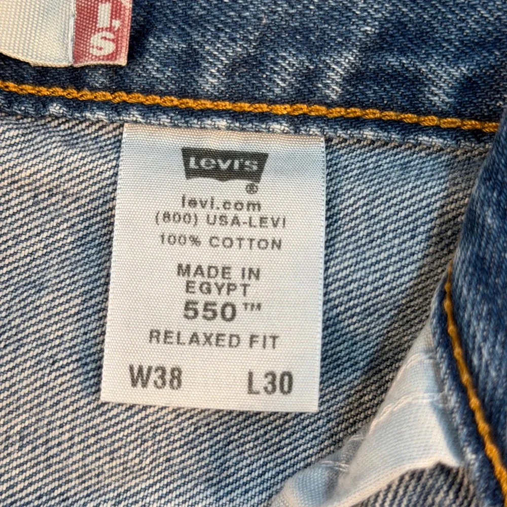 Levis 550 Relaxed Fit Mens Jeans 38x30 Medium Wash Blue Denim 00550-4886